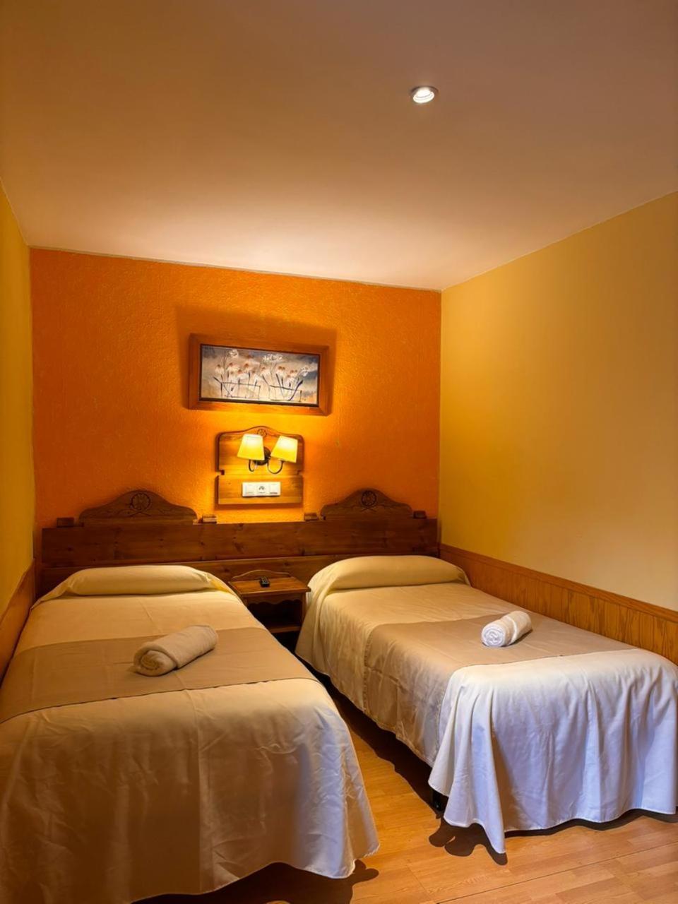 Hotel Prats Ribes De Freser Ngoại thất bức ảnh