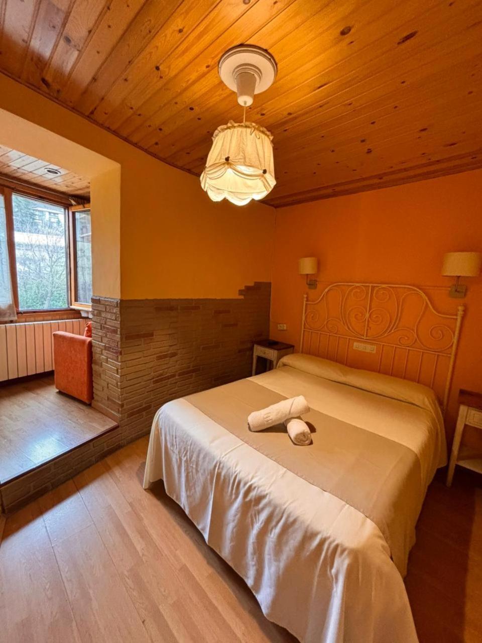 Hotel Prats Ribes De Freser Ngoại thất bức ảnh