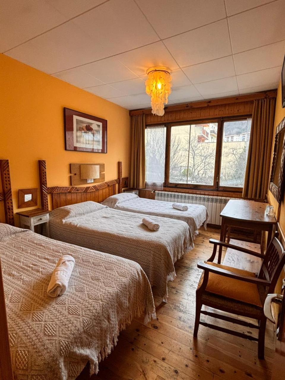 Hotel Prats Ribes De Freser Ngoại thất bức ảnh
